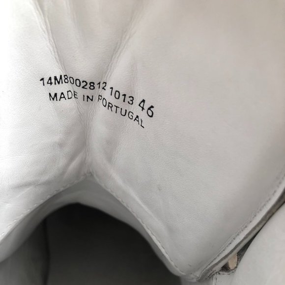 Givenchy Men's White/Black Leather Tyson Star High-top Sneakers - Picture 6 of 11